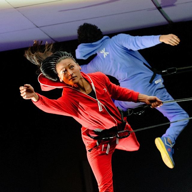 UNITE! live show, aerial duet performance